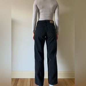 Relaxed fit, high rise black Arizona jeans